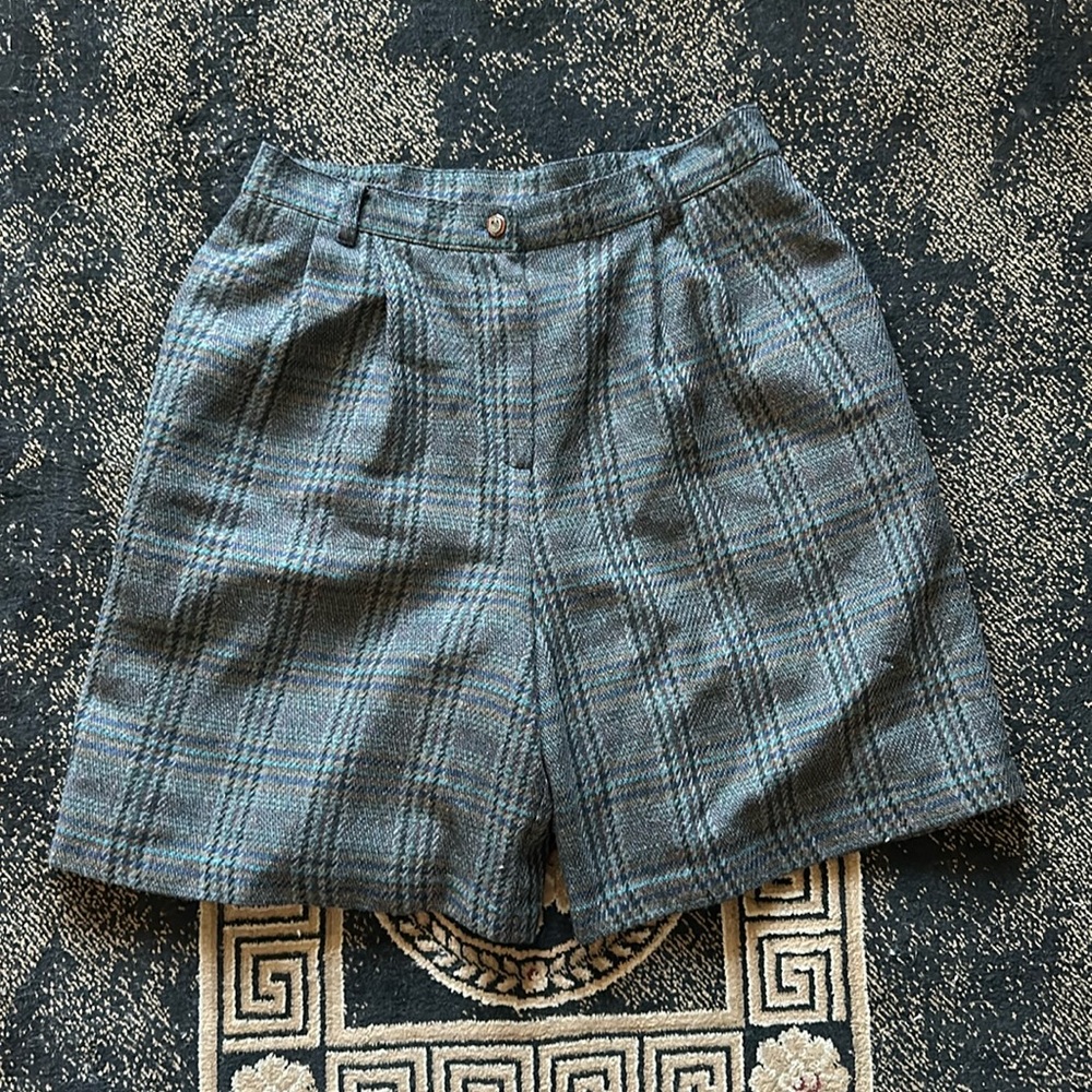 Sag Harbor plaid shorts // Size 12